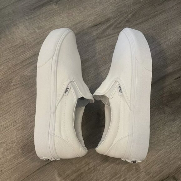 ?Vans Classic Slip-On Shoes White main image 6
